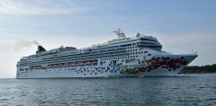Thumbnail Image for Norwegian Gem oncontextmenu=