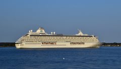 Thumbnail Image for Crystal Serenity oncontextmenu=