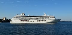 Thumbnail Image for Crystal Serenity oncontextmenu=