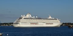 Thumbnail Image for Crystal Serenity oncontextmenu=