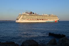 Thumbnail Image for Norwegian Breakaway oncontextmenu=