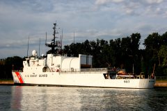 Thumbnail Image for USCGC Escanaba oncontextmenu=