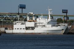 Thumbnail Image for USNS Hayes oncontextmenu=