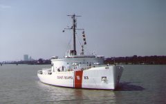 Thumbnail Image for USCGC Mackinaw oncontextmenu=